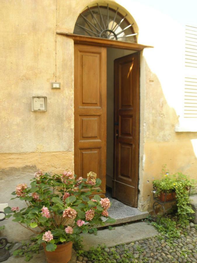 Al Vicolo Del Gallo Varallo Εξωτερικό φωτογραφία